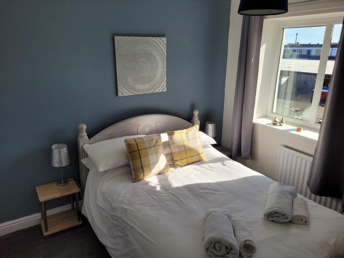 Amble Harbour Retreats Hotel Exterior foto